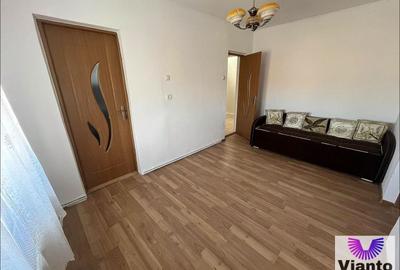 Apartament cu 3 camere semidecomandat, mobilat în Țiglari - 2