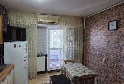 Apartament cu 2 camere decomandat în Central - 1