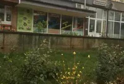 Spațiu comercial, de 100 mp, în Central - 1