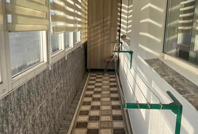 Apartament cu 3 camere decomandat în Orizont