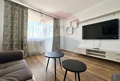 Apartament cu 2 camere decomandat, mobilat în Tractorul