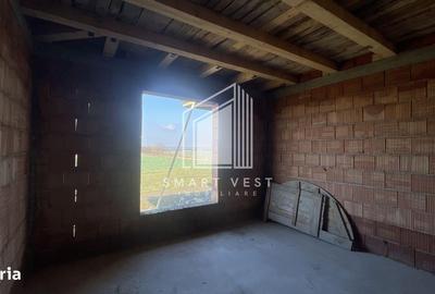 Casă cu 4 camere cu Teren 700 Mp în Botiz - 11