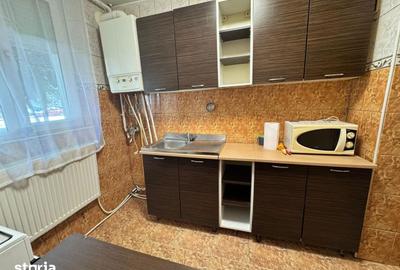 Apartament cu 2 camere decomandat în Republicii - 10