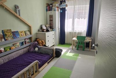 Apartament cu 3 camere decomandat în Est - 3