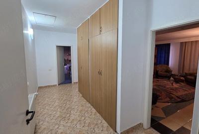 Casă cu 6 camere cu Canalizare în Girocului - 13