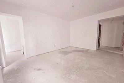 Apartament cu 3 camere decomandat în Seaca - 14