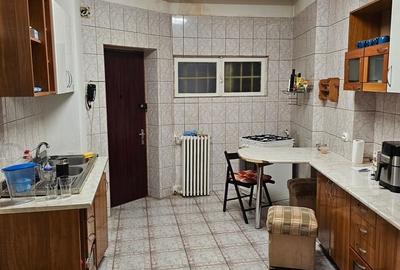 Piata Romana , Bd Magheru - 8