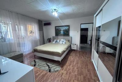 Apartament cu 2 camere semidecomandat în Comuna din Paris - 1