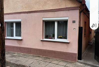 Casă cu 3 camere cu Teren 900 Mp în Mehala - 2
