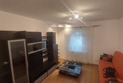 Vand apartament 3 camere decomandat - 2