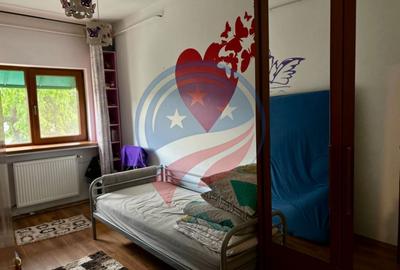 Apartament cu 4 camere decomandat în 1 Mai - 5