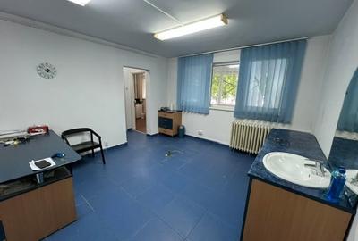 Garsonieră semidecomandată în Tineretului - 1