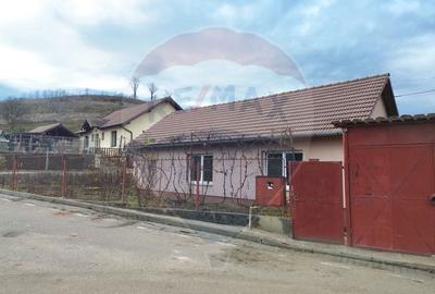 Casă cu 3 camere cu Teren 545 Mp în Central - 12