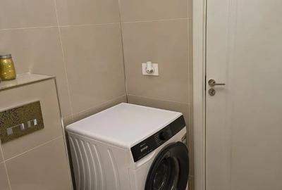 Inchiriez apartament cu 2 camere in cartierul Prima Universita?ii - 1