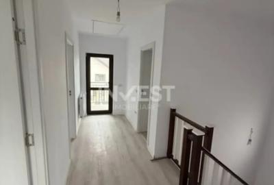 Casă cu 4 camere cu Teren 480 Mp în Valea Lupului