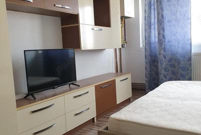 Vand garsoniera zona Micro 1 - 4