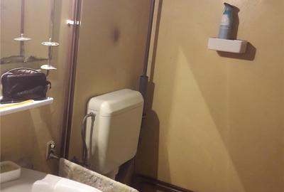 Casă cu 5 camere cu Teren 1600 Mp în Central - 3