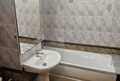 Apartament cu 3 camere decomandat, mobilat în Craiovița Nouă - 9