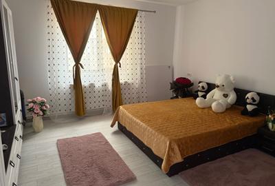 Casă cu 4 camere în Central - 4