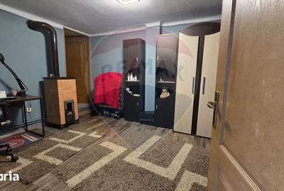 Casă cu 3 camere cu Teren 250 Mp în Central - 4