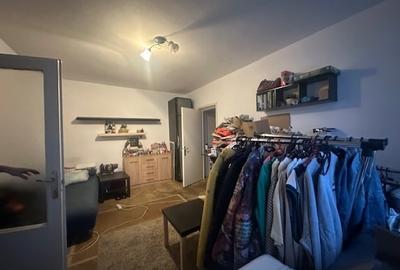 Apartament cu 2 camere semidecomandat în Pajura