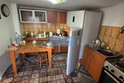 De Vânzare - Casă, Strada Griviței - 14