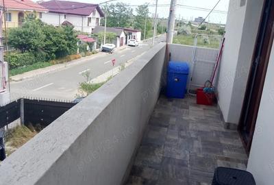 Vindem garsoniera la Costine?ti - 2