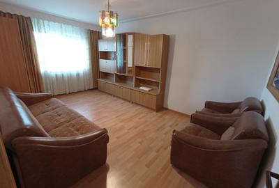 Apartament cu 2 camere decomandat în Nicolina - 2