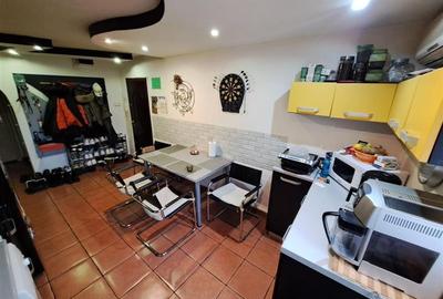 4 camere,et 2, Torontalului, 2 bai, 2 balcoane, centrala proprie, clima - 3