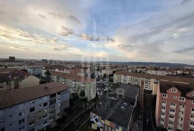 De vânzare apartament 2 camere - zona M. Viteazu cu priveliste deosebita - 1