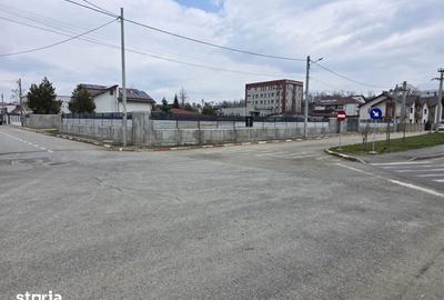 Teren de 2242 mp, în Central - 5