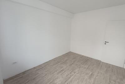 Apartament cu 2 camere decomandat în Vișani - 2