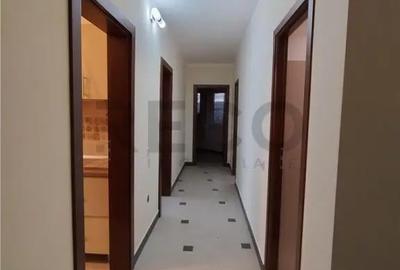 Apartament cu 3 camere decomandat în Central - 1
