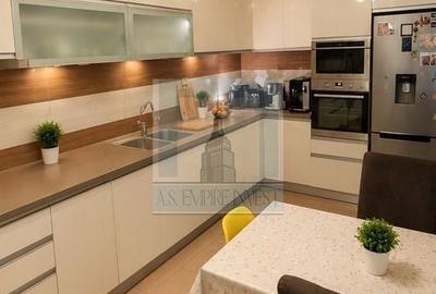 Apartament cu 2 camere decomandat, mobilat în Tractorul - 2
