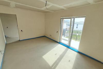 Duplex cu 5 camere cu Teren 400 Mp în Chinteni - 10
