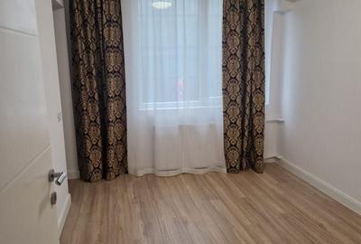 Apartament cu 2 camere semidecomandat în P-ța Unirii