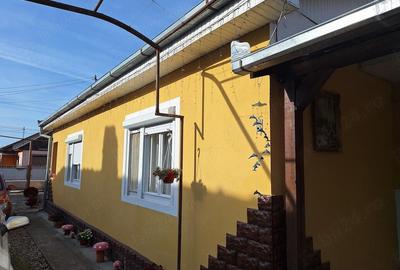 Casă cu 4 camere cu Teren 17 Mp în Tur - 3