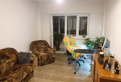 Apartament cu 3 camere decomandat în Central - 4