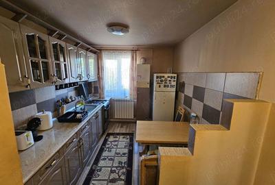 Apartament cu 2 camere decomandat în Petroșani - 4