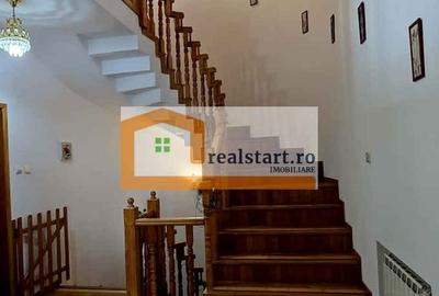 Casă cu Teren 1500 Mp în Central