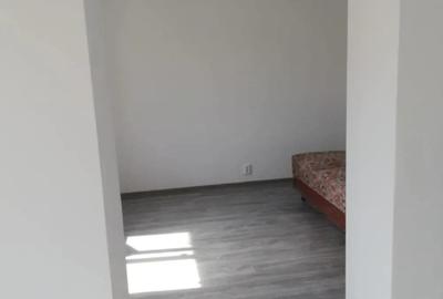 Casă cu 5 camere cu Teren 1347 Mp în Odaia Manolache - 5