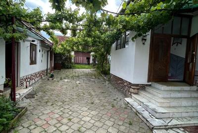 Casa individuala, 6 camere | 2109 mp teren |, localitatea Rusi, judetul Sibiu Casa individuala, 6 camere | 2109 mp teren |, localitatea Rusi, judetul Sibiu - 1