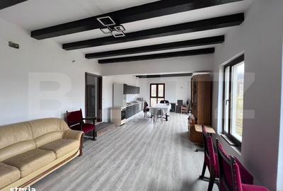 Casă cu Teren 3730 Mp în Stremț - 9