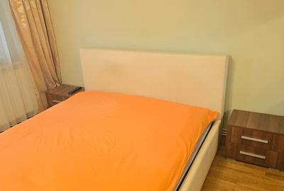 Inchiriez apartament 3 camere decomandat in Deva, bloc Casial, et 2 - 12