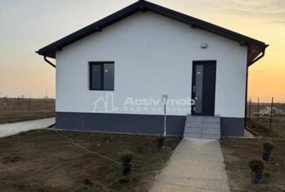 Casă cu 3 camere cu Teren 400 Mp în Central - 2
