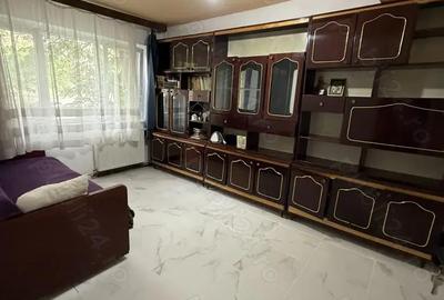 Apartament cu 3 camere decomandat în Circumvalațiunii - 4