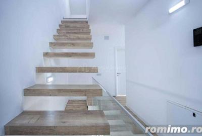 Casă cu 5 camere cu Teren 85 Mp în Central - 1