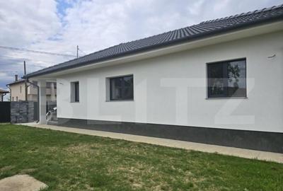 Casă cu 2 camere cu Teren 780 Mp în Lazuri - 2