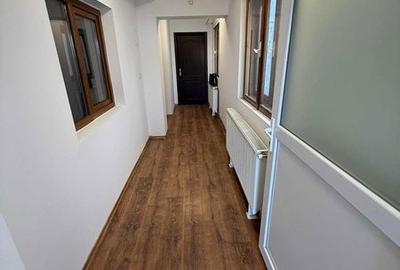 Casă cu 4 camere cu Teren 101 Mp în Central - 3