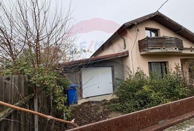 Casă cu 5 camere cu Teren 495 Mp în Central - 16